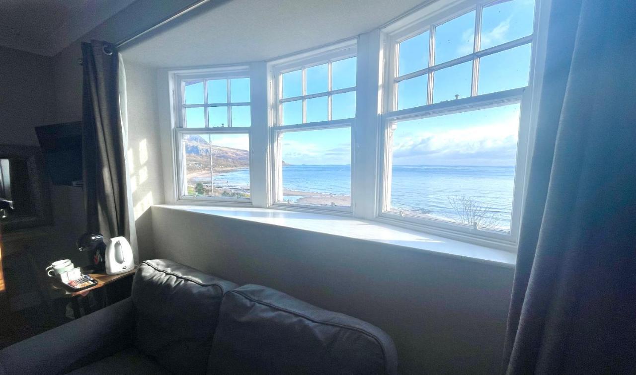 Burlington Guest House Whiting Bay Екстериор снимка